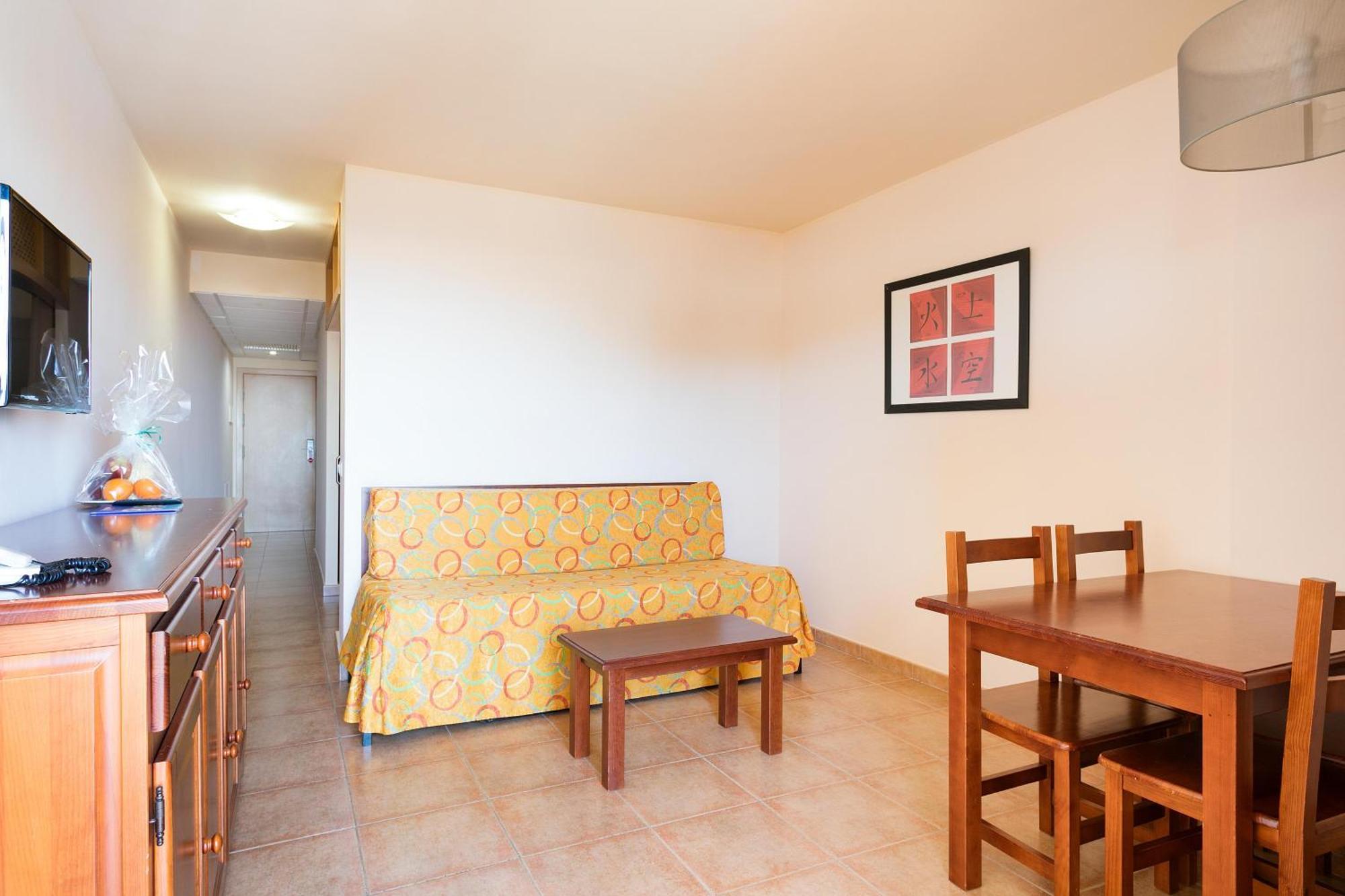 לה הרדורה Apartamentos Best Alcazar מראה חיצוני תמונה