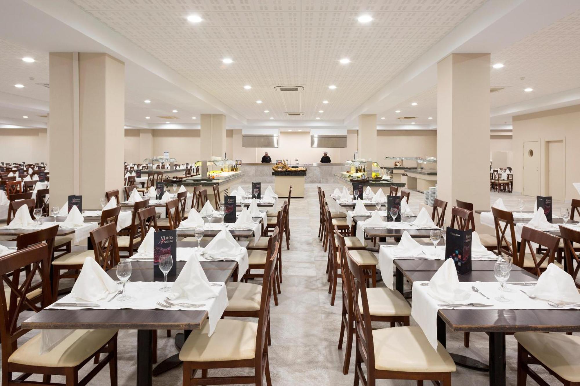 לה הרדורה Apartamentos Best Alcazar מראה חיצוני תמונה