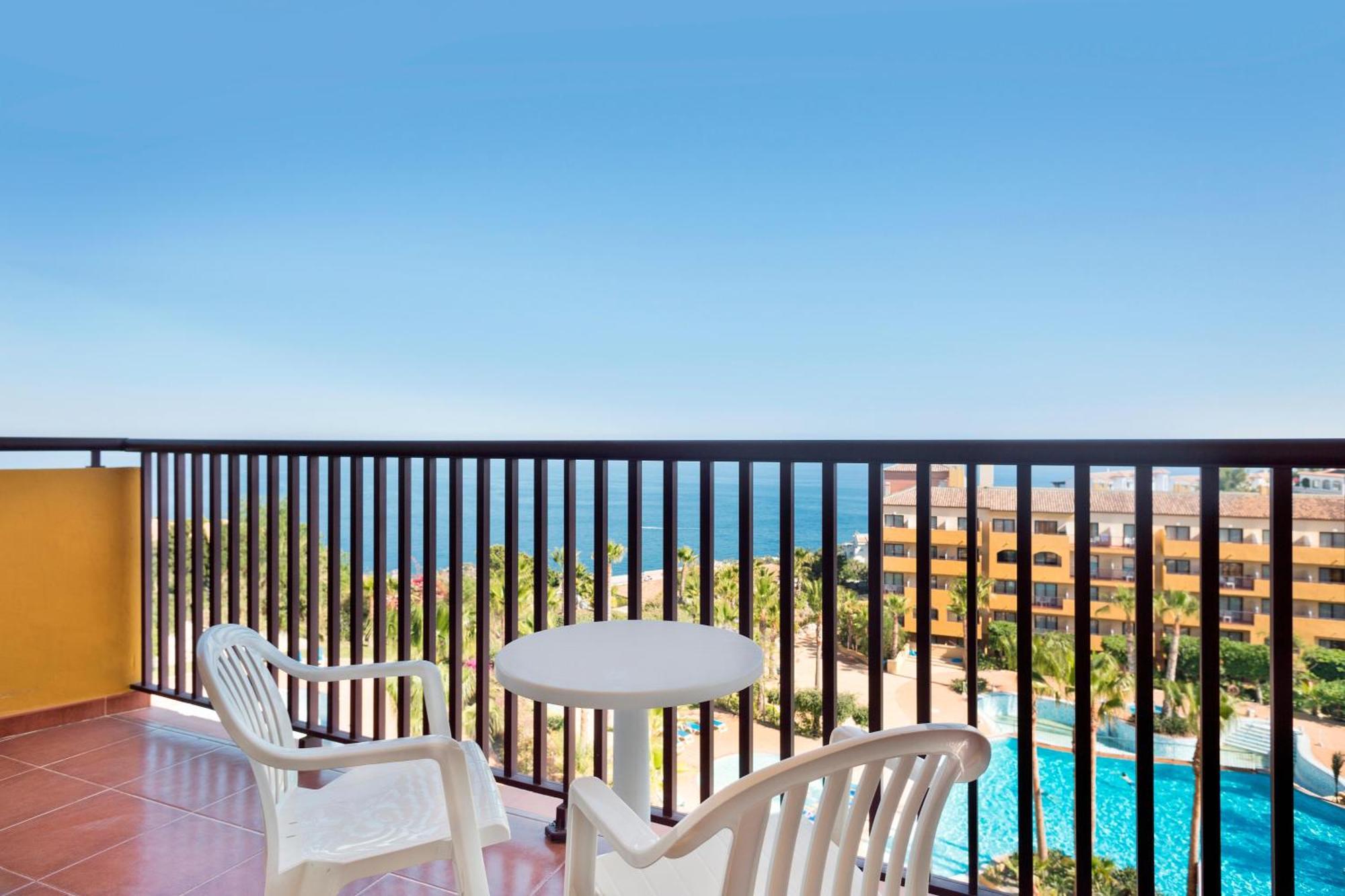 לה הרדורה Apartamentos Best Alcazar מראה חיצוני תמונה
